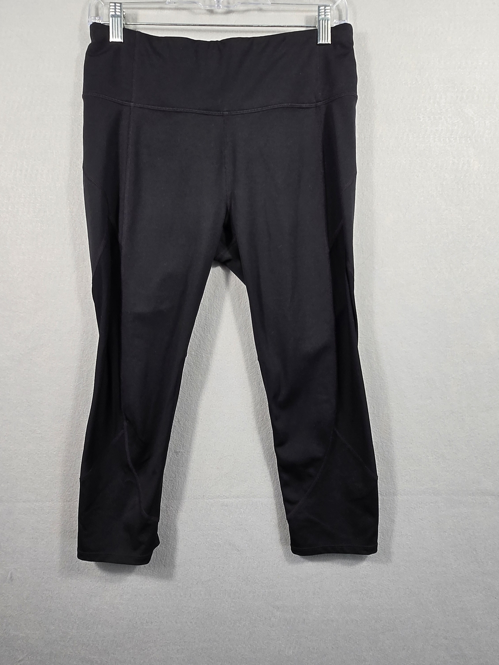 Athleta Black Capri Leggings Mesh Detail Activewear Yoga Gym Womens M
